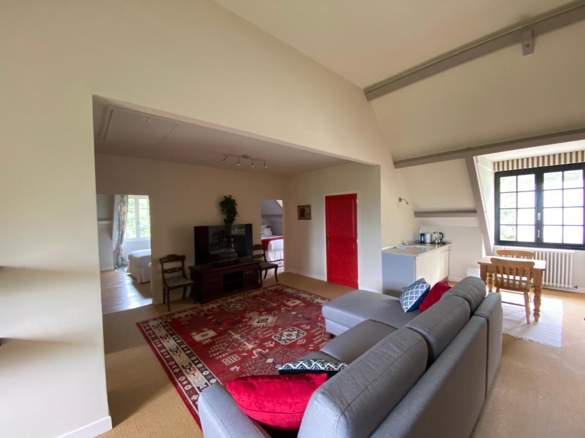 Manoir Et Appartements Avec Piscine Au Domaine De Bize Mirepoix ماريبواه المظهر الخارجي الصورة