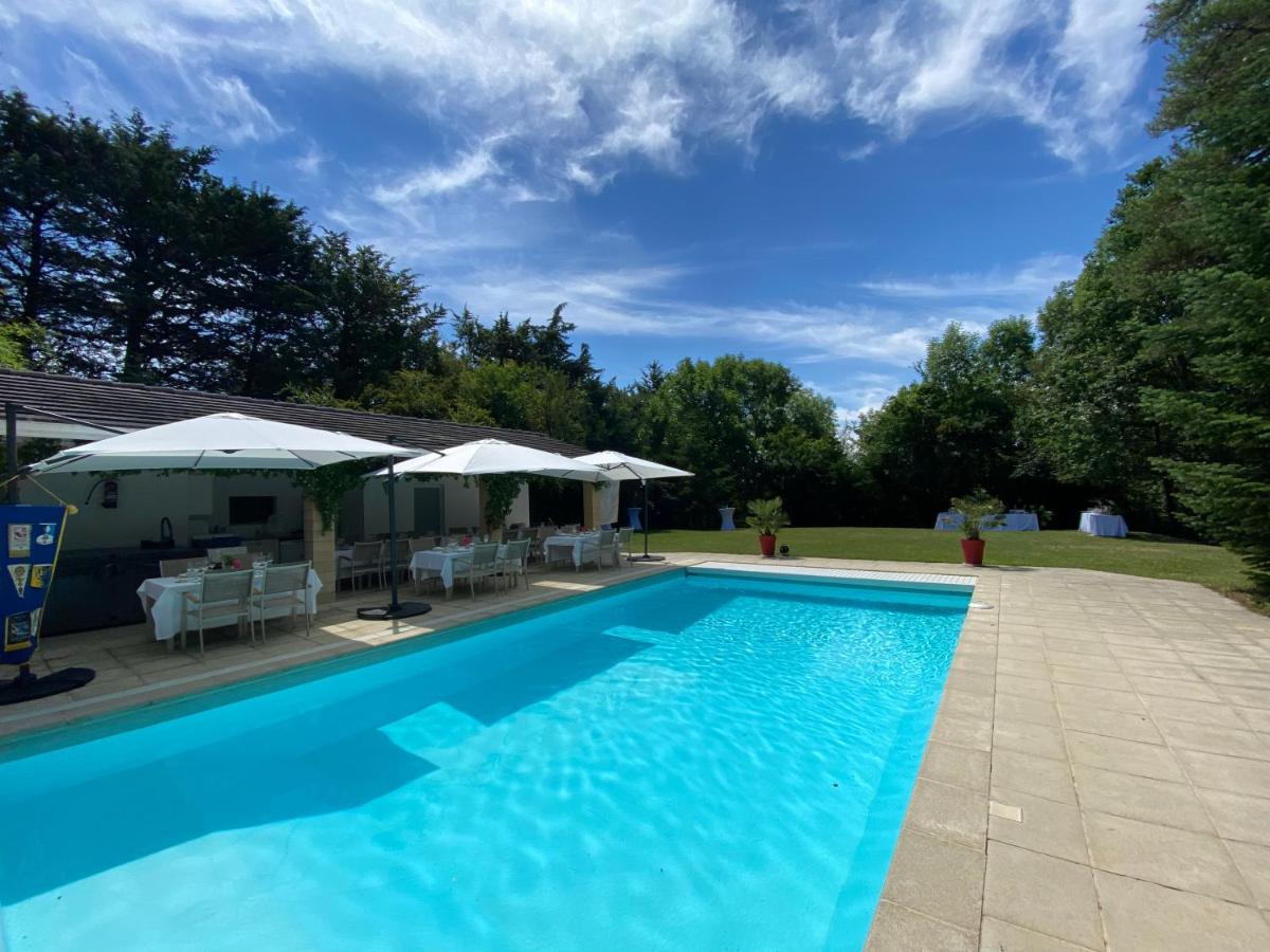 Manoir Et Appartements Avec Piscine Au Domaine De Bize Mirepoix ماريبواه المظهر الخارجي الصورة